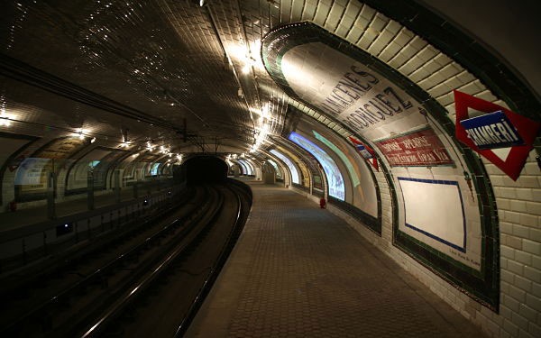 El fantasma del metro de Tirso de Molina